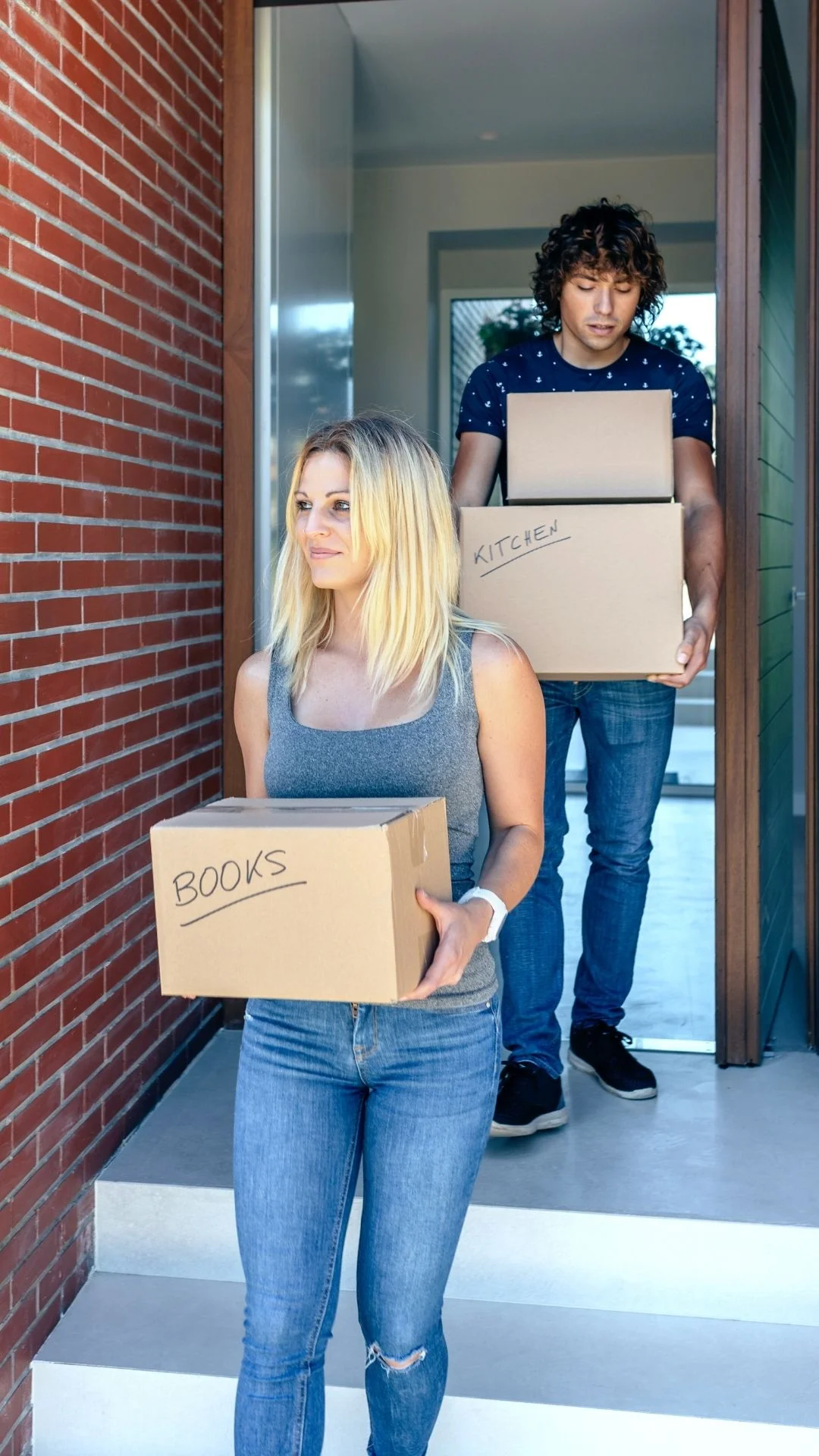 Helpful Move-In Day Tips | Moving Checklist